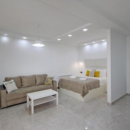 Appartment Lux, 2 Bedroom Jereván Kültér fotó
