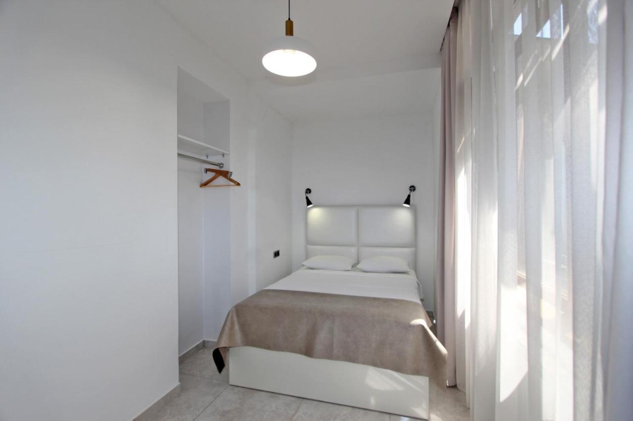 Appartment Lux, 2 Bedroom Jereván Kültér fotó